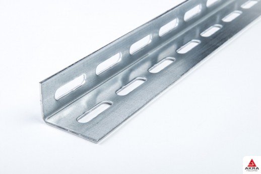 Профиль стальной 32х32х1,5 мм L-образный